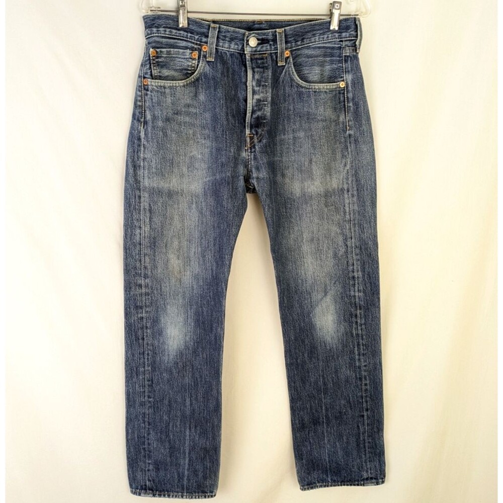 Levi’s 501 Button Fly 32x30 Medium Wash Blue Denim Straight Leg Jeans